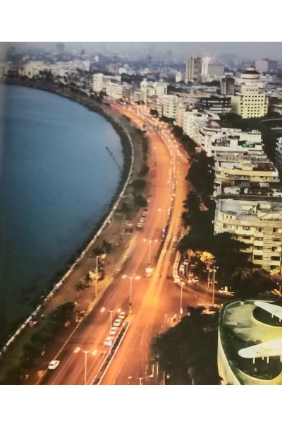 India (Exploring Countries of the World) image 3